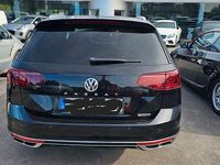 Gebraucht VW Passat R-line 239 PS (175 kW) 2020 Schwarz Kombi
