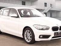 Gebraucht BMW 118 Advantage 136 PS (100 kW) 2018 Weiß Kleinwagen