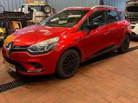 Gebraucht Renault Clio GrandTour LIMITED 90 PS (66 kW) 2016 Rot Kombi