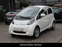Gebraucht Mitsubishi i-MiEV 49 kW (67 PS) 2011 Weiß Kleinwagen