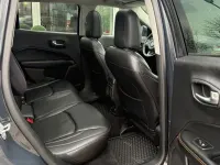Gebraucht Jeep Compass Limited 170 PS (125 kW) 2017 Grau SUV