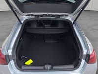 Gebraucht Mercedes CLA180 136 PS (100 kW) 2025 Hightechsilber metallic Limousine