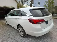 Usado Opel Astra Elegance 131 CV (96 kW) 2020 Blanco Familiar