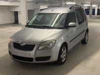 Gebraucht Skoda Roomster Plus Edition 105 PS (77 kW) 2010 Silber Van / Kleinbus