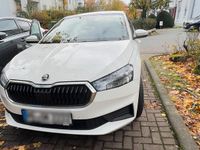 Gebraucht Skoda Fabia Easy 65 PS (47 kW) 2023 Weiß Kleinwagen