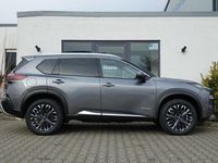 Neu Nissan X-Trail Tekna 213 PS (156 kW) 2025 Grau SUV