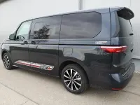 Neu VW Multivan Edition 180 PS (132 kW) 2026 Starlightblau metallic Van / Kleinbus