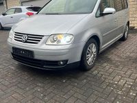 Gebraucht VW Touran 105 PS (77 kW) 2004 Silber Van / Kleinbus