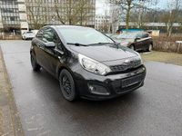 Gebraucht Kia Rio DREAM-TEAM Edition 109 PS (80 kW) 2013 Auroraschwarz met. Kleinwagen