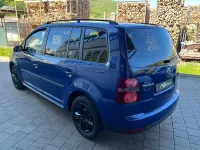 Gebraucht VW Touran Comfortline 140 PS (102 kW) 2007 Blau Van / Kleinbus