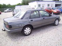 Gebraucht Ford Sierra 116 PS (85 kW) 1992 Grau metallic Limousine