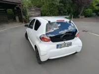 Gebraucht Toyota Aygo Edition 68 PS (50 kW) 2012 Weiß Kleinwagen