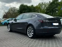 Usata Tesla Model 3 350 kW (476 CV) 2019 Grigio Berlina