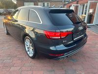 Gebraucht Audi A4 Sport 218 PS (160 kW) 2018 Grau Kombi