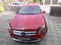 Gebraucht Mercedes GLA200 156 PS (114 kW) 2016 Rot SUV