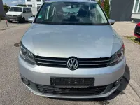 Gebraucht VW Touran Trendline 105 PS (77 kW) 2012 Silber Van / Kleinbus