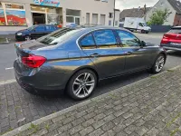Gebraucht BMW 330 Sport Line 252 PS (185 kW) 2018 Grau Limousine