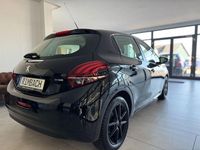 Gebraucht Peugeot 208 Active 82 PS (60 kW) 2017 Schwarz Kleinwagen