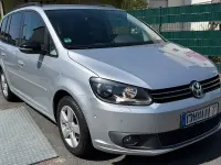 Gebraucht VW Touran Style 105 PS (77 kW) 2012 Silber Van / Kleinbus