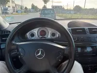 Gebraucht Mercedes E220 Avantgarde 150 PS (110 kW) 2002 Blau Limousine