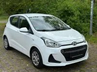 Gebraucht Hyundai i10 67 PS (49 kW) 2019 Weiß Kleinwagen