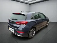 Gebraucht Hyundai i30 101 PS (74 kW) 2025 Blau Kleinwagen