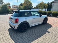 Gebraucht Mini Cooper 136 PS (100 kW) 2016 Silber Kleinwagen