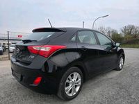Gebraucht Hyundai i30 Edition 110 PS (80 kW) 2014 Schwarz Limousine