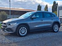 Gebraucht Mercedes GLA180 116 PS (85 kW) 2021 Grau SUV