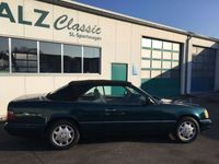 Gebraucht Mercedes E320 220 PS (161 kW) 1995 Grün Cabrio