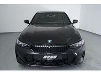 Gebraucht BMW 330 286 PS (210 kW) 2024 Black sapphire metallic (schwarz (metallic) Limousine
