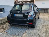 Gebraucht Toyota Yaris 99 PS (72 kW) 2014 Schwarz Kleinwagen