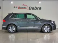 Gebraucht VW Tiguan Move 150 PS (110 kW) 2023 Uranograu/cinza urano SUV