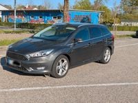 Usata Ford Focus 182 CV (133 kW) 2017 Grigio Station wagon