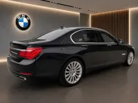 Gebraucht BMW 740 Performance 313 PS (230 kW) 2014 Azuritschwarz metallic Limousine