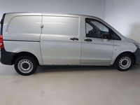 Gebraucht Mercedes Vito 114 PS (83 kW) 2017 Brillantsilber metallic Van