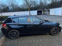 Gebraucht BMW 118 143 PS (105 kW) 2014 Schwarz Kleinwagen