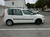 Gebraucht Skoda Roomster Ambition 105 PS (77 kW) 2013 Weiß Van / Kleinbus