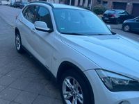 Gebraucht BMW X1 122 PS (89 kW) 2012 Weiß SUV