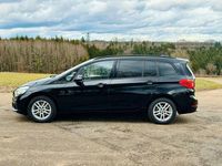Gebraucht BMW 218 Gran Tourer Sport Line 150 PS (110 kW) 2017 Schwarz Van / Kleinbus