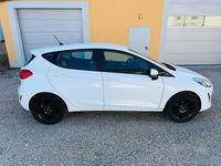 Gebraucht Ford Fiesta 86 PS (63 kW) 2018 Weiß Kleinwagen