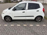 Gebraucht Hyundai i10 Classic 69 PS (50 kW) 2011 Weiß Kleinwagen