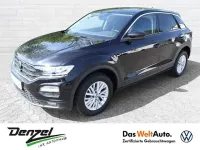 Gebraucht VW T-Roc 116 PS (85 kW) 2018 Deep black perleffekt SUV