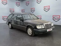 Gebraucht Mercedes 300 179 PS (131 kW) 1990 Schwarz Kombi