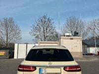 Gebraucht Mercedes E220 194 PS (142 kW) 2021 Kombi