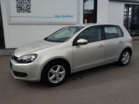 Gebraucht VW Golf VII Trendline 105 PS (77 kW) 2012 Silber Limousine