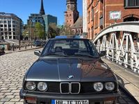 Gebraucht BMW 320 Shadowline 129 PS (94 kW) 1987 Grau Coupé