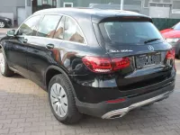 Gebraucht Mercedes GLC300e 194 PS (142 kW) 2021 Ung. schwarz  unilack SUV