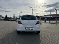 Gebraucht Opel Corsa Selection 86 PS (63 kW) 2010 Weiß Kleinwagen