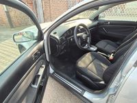 Gebraucht VW Passat 116 PS (85 kW) 2002 Silber Limousine